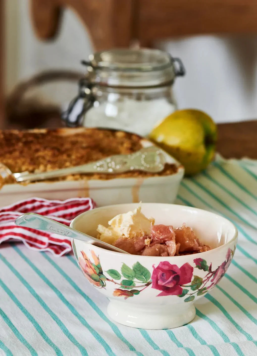 Emma Bridgewater // Granny's Roses French Bowl