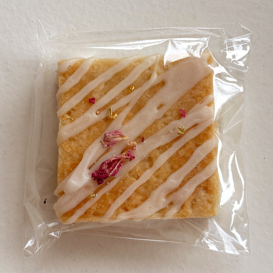 Strawberry Shortbread Squares