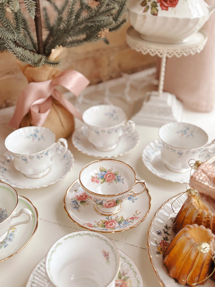 Set of 4 Mismatched Vintage Teacups