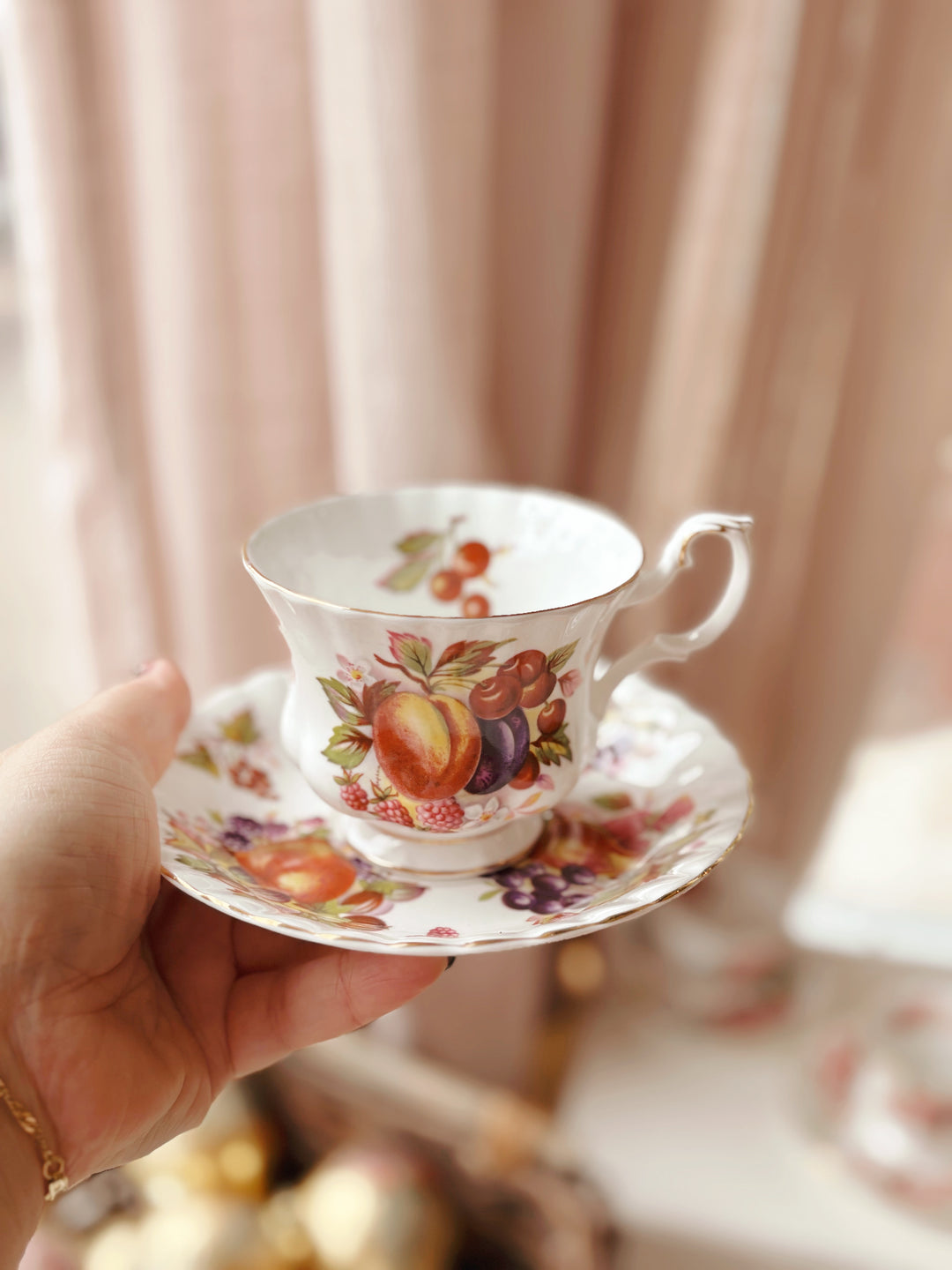 Set of 4 Mismatched Vintage Teacups